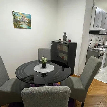 Apartment Tinap *